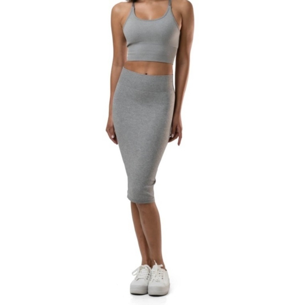 NWOT‎ Balance Athletica Linear Midi Skirt, Grey